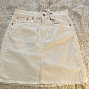 Women's J crew denim skirt size 24 waist